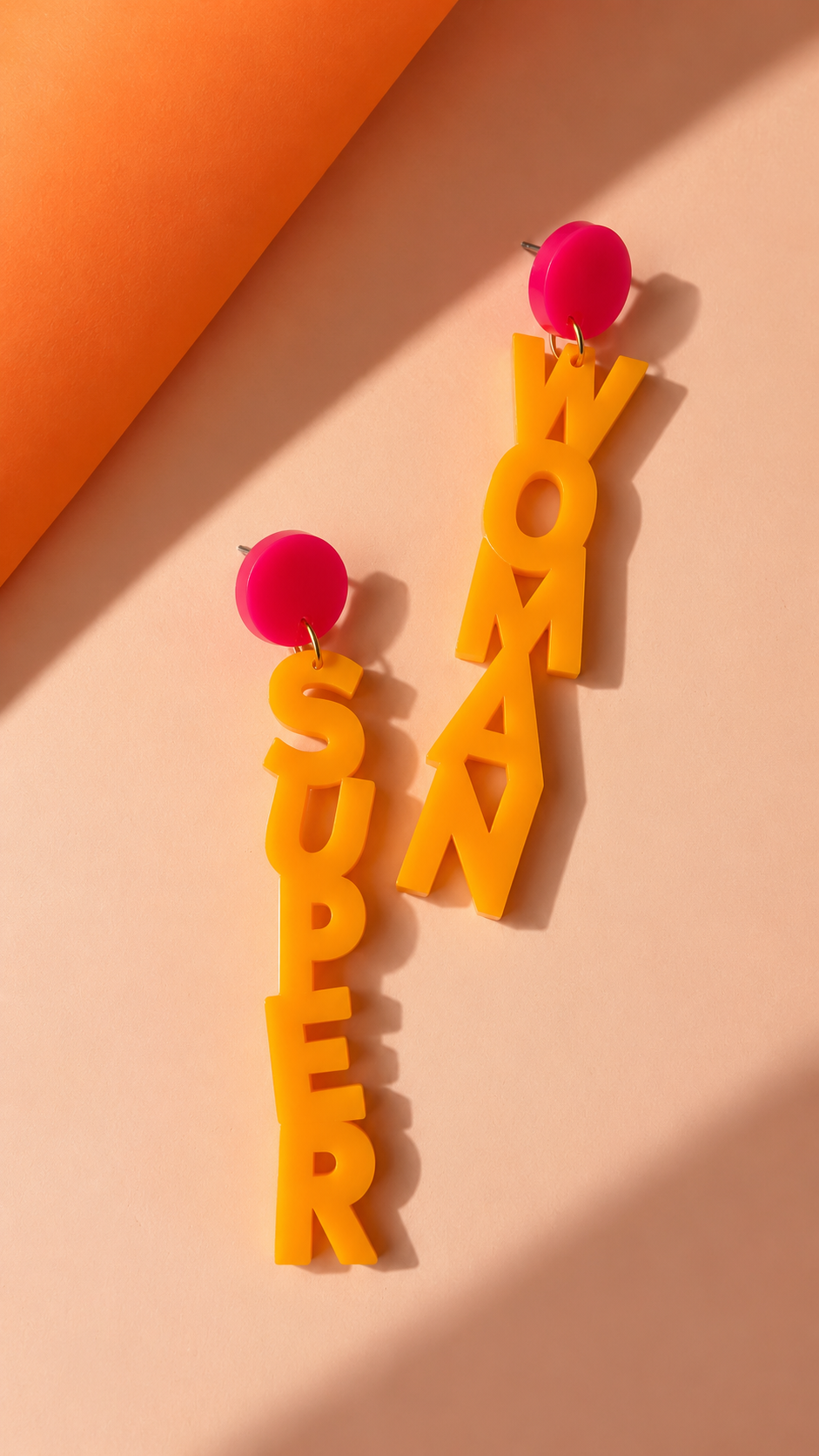 Superwoman Ohrringe Orange